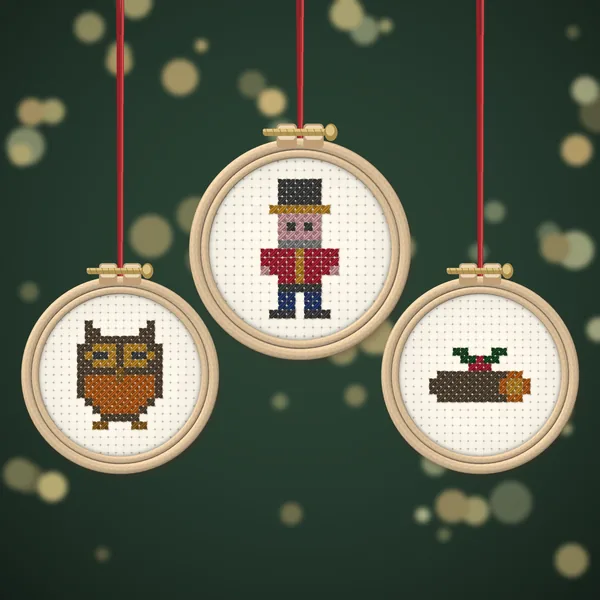 16 Christmas Minis with Fox and Owl: ornaments